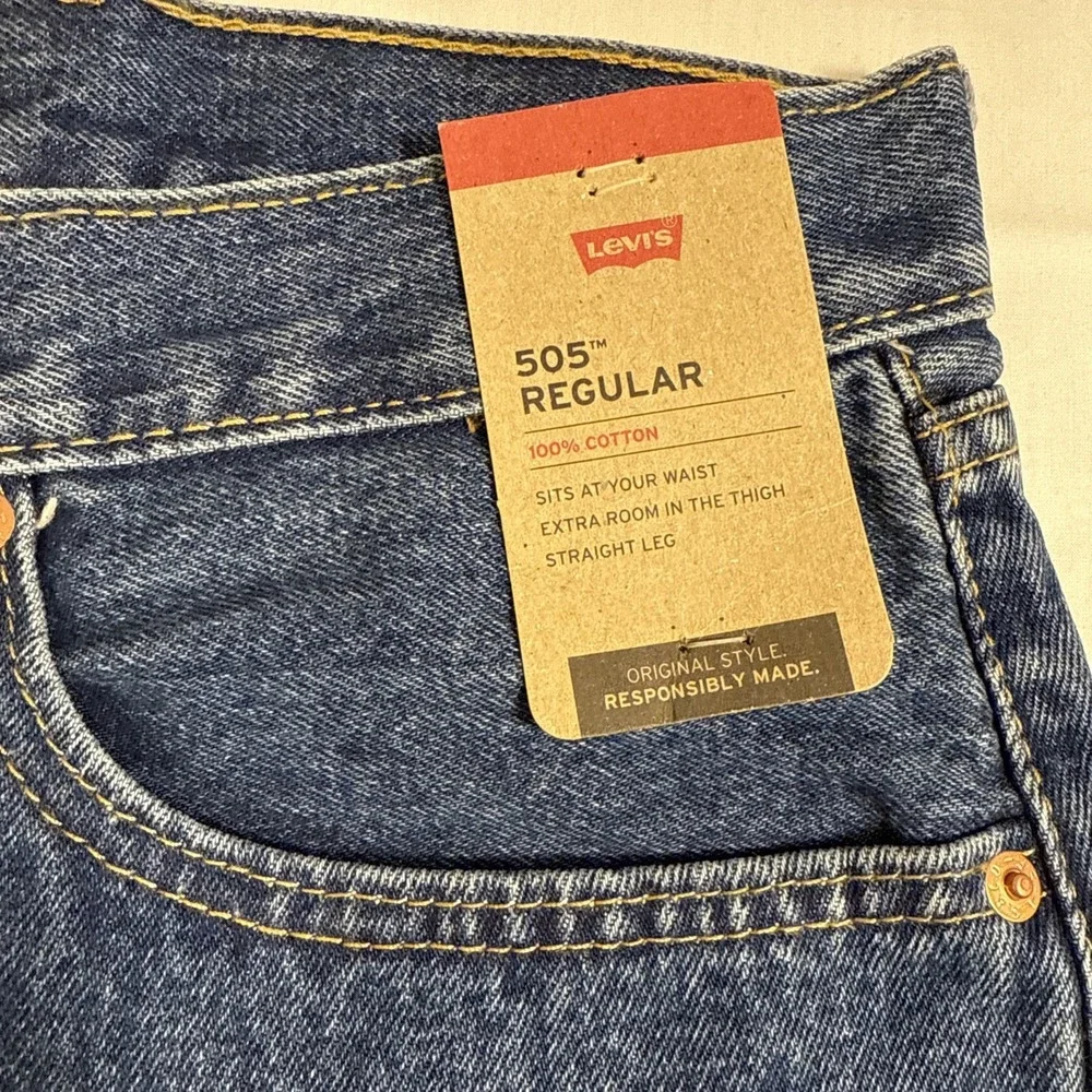 JEANS STRAIGHT Levi's 505 Regular MENS 46X32 DARK BLUE WASH NWT